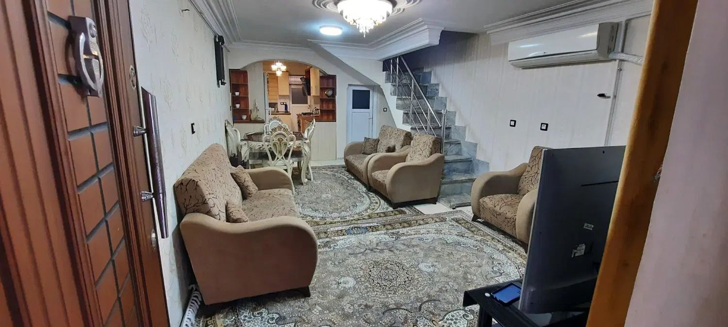 فروش خانه ویلایی اول باهنر