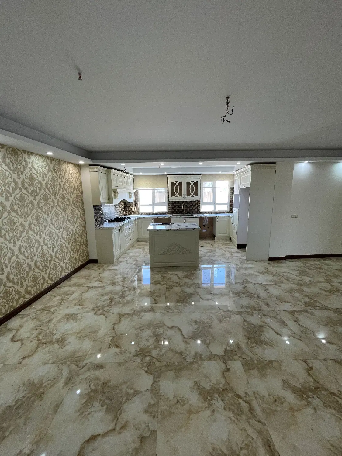 بهارشمالی۱۳۰ متر۳خواب