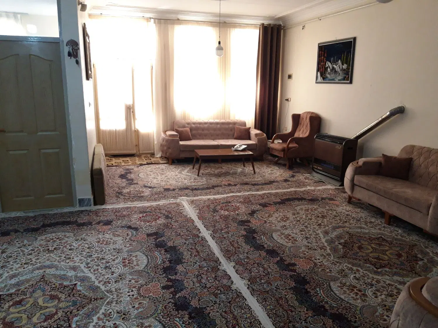 ویلایی۱۵۶مترجنوبی گلدشت غربی میدان اسفندخ نگارغربی