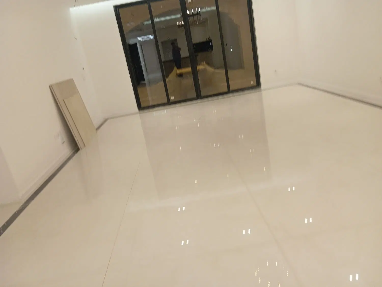 آپارتمان215مترتکواحدفول امکانات مرکزشهرصالحی مطهری
