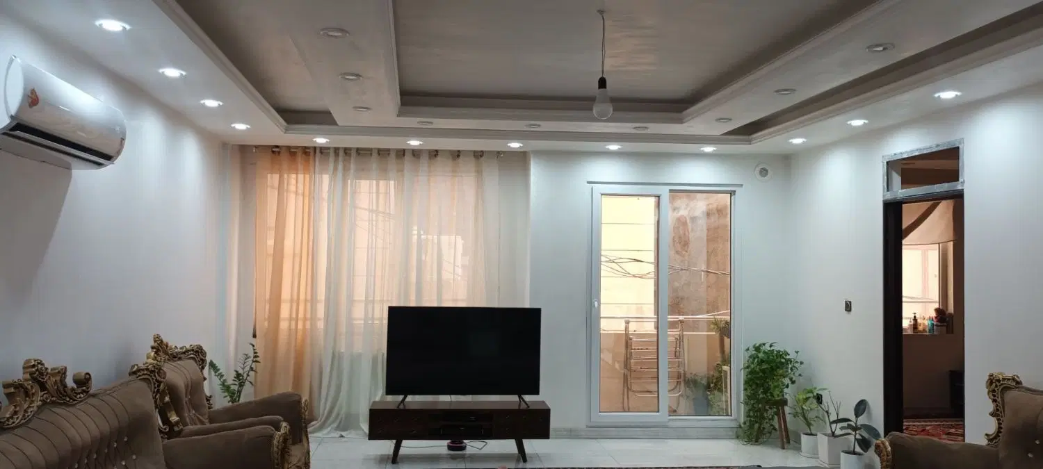 آپارتمان تک واحده