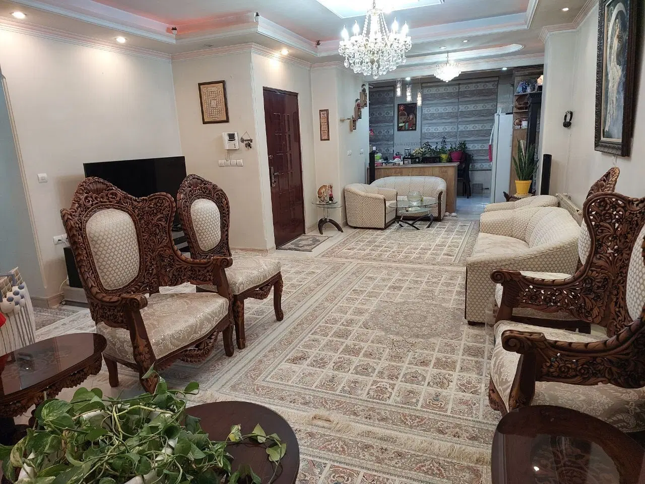 آپارتمان ۹۲ متر میعاد شمالی خوش نقشه فول