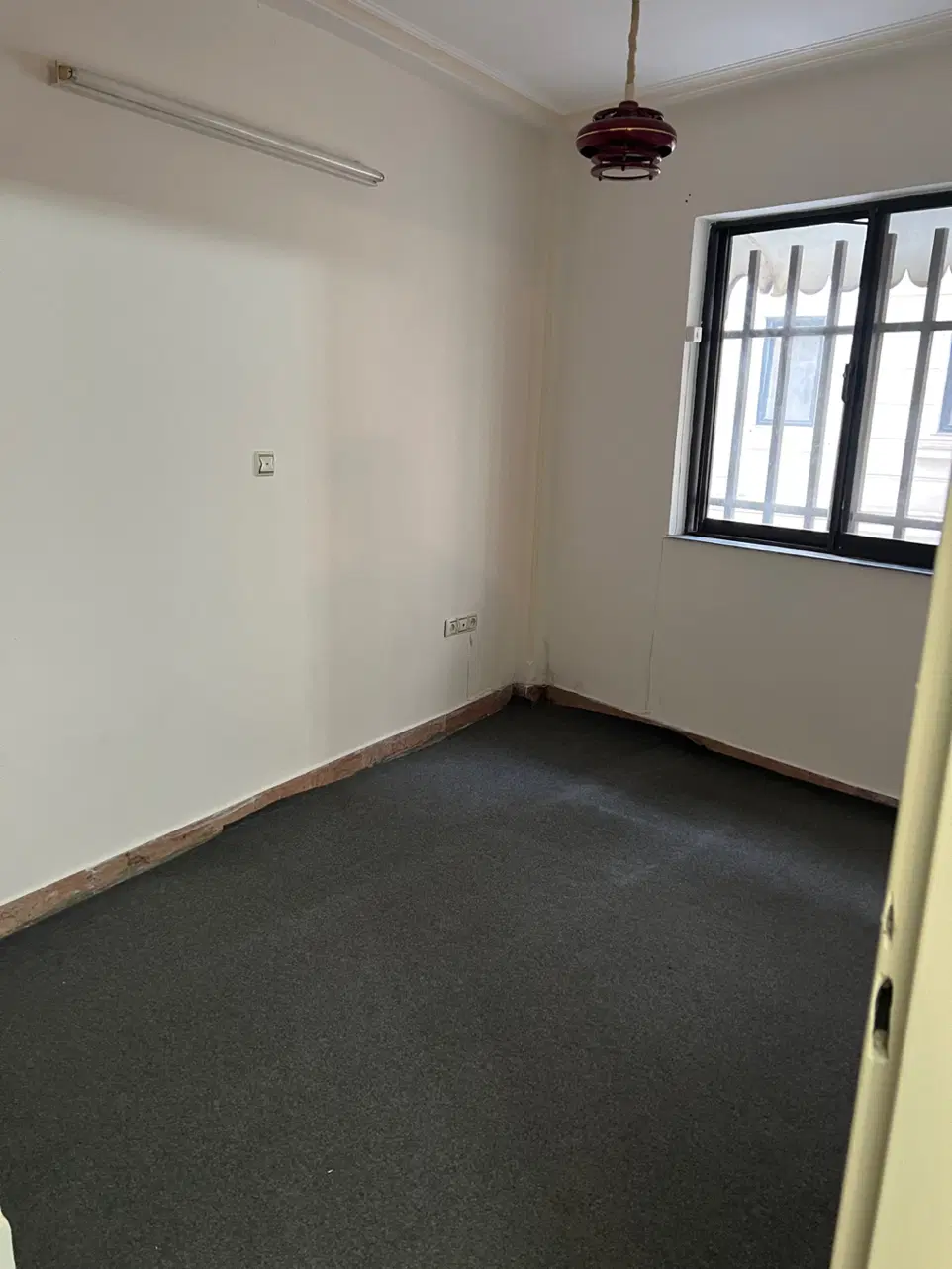 ۷۰ متر طبقه‌دو باپارکینگ لوکیشن بی نظیر