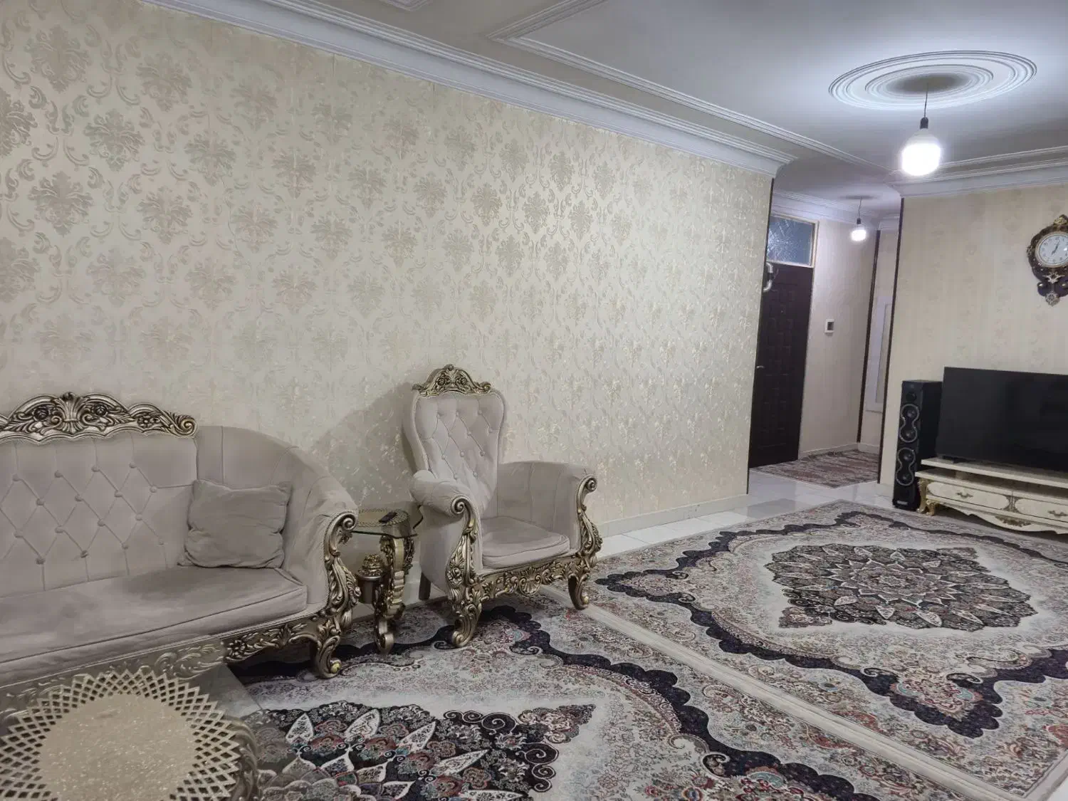 آپارتمان واحد ۹۵ متری