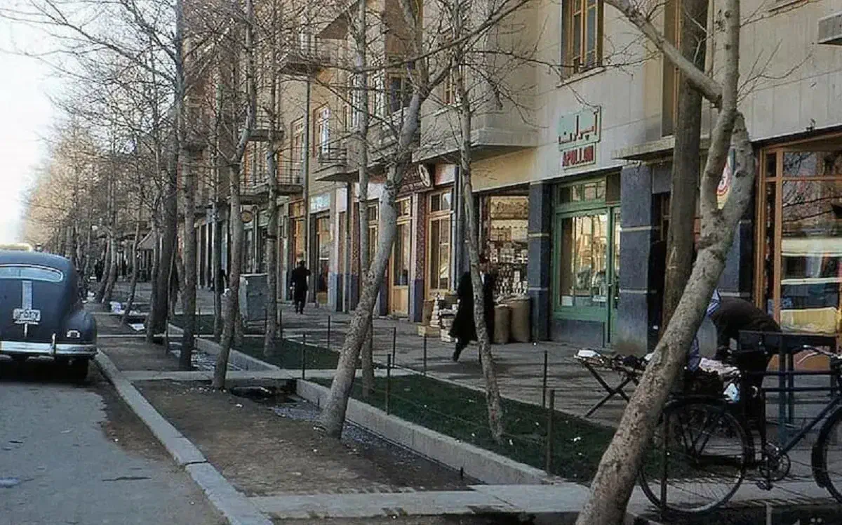 یک باب مغازه ۴۰ متری