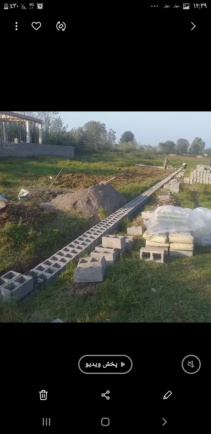 یک قطعه زمین به متراژ ۶۰۰ متر