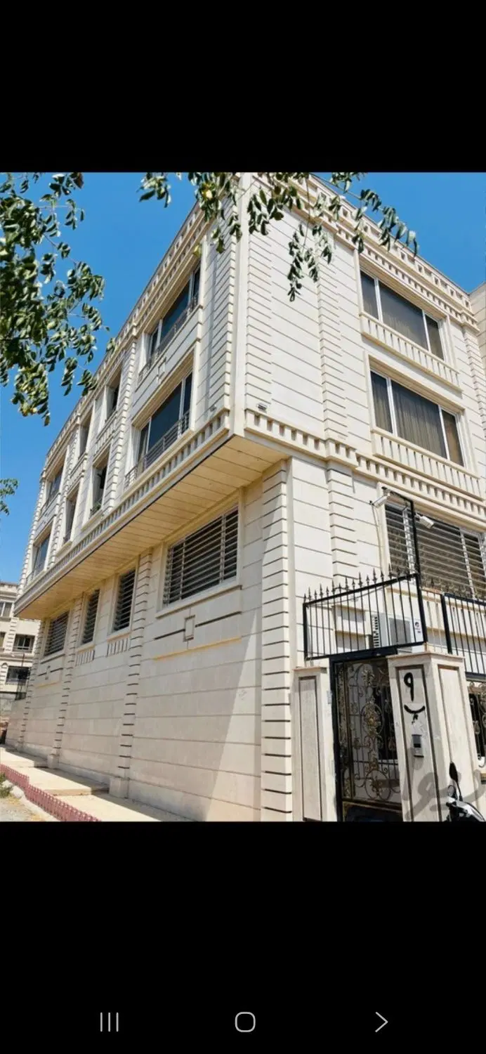 آپارتمان سه خوابه رهنی