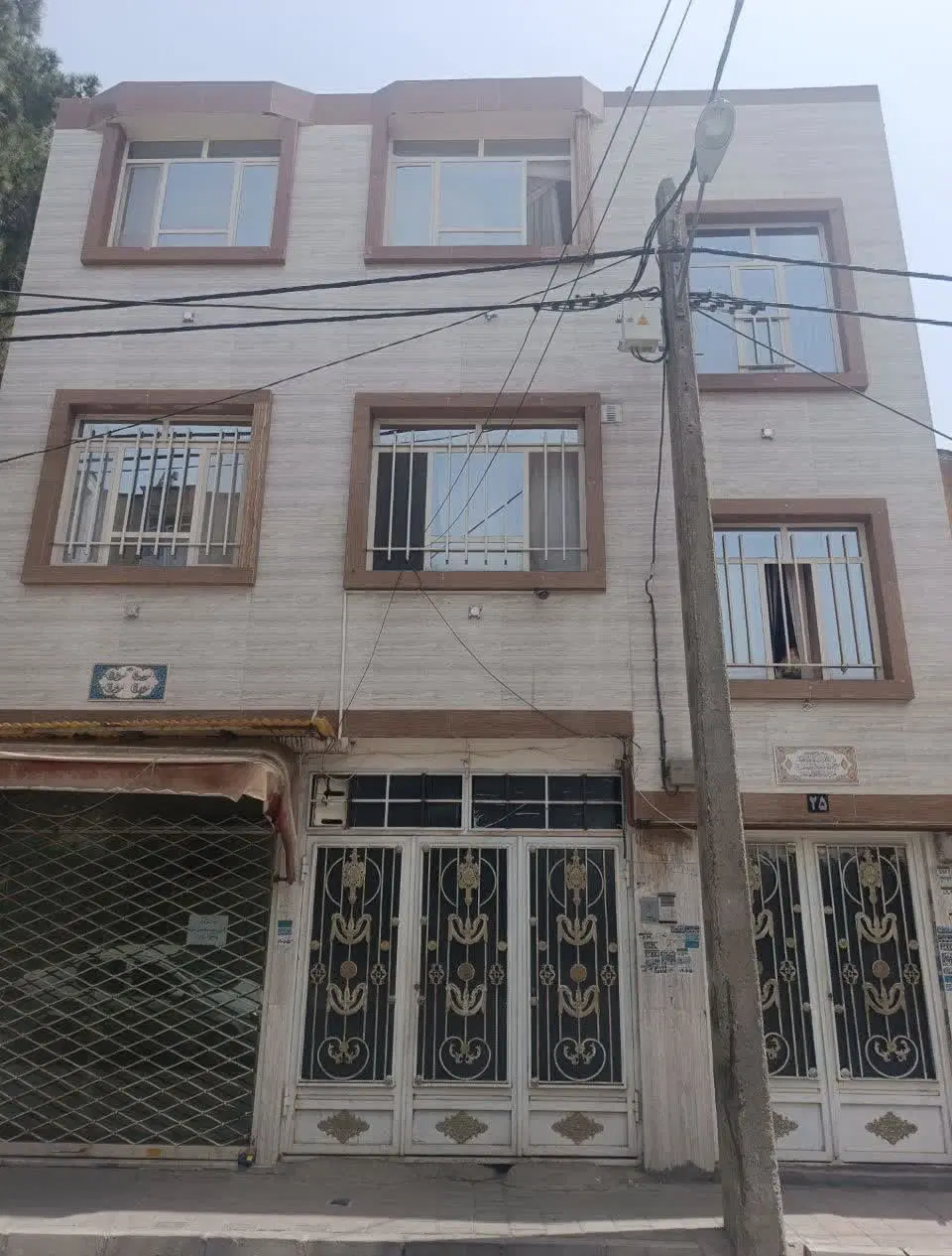 آپارتمان 100متری با حیات طبرسی 1