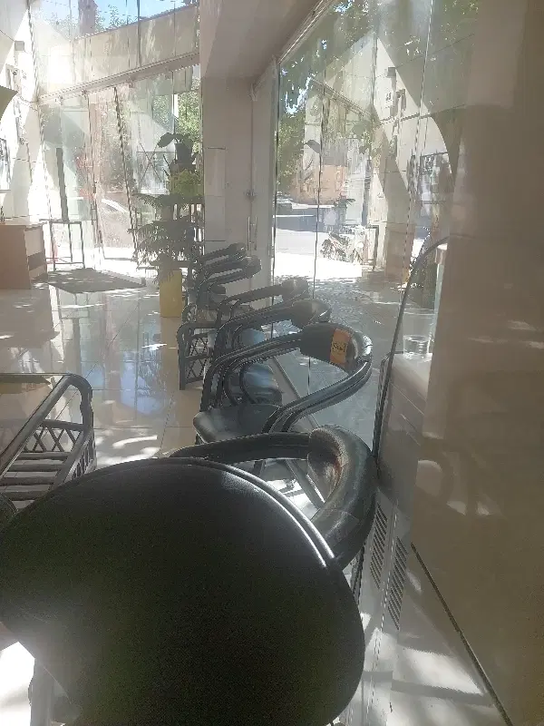 مغازه ۱۵ متری ارم