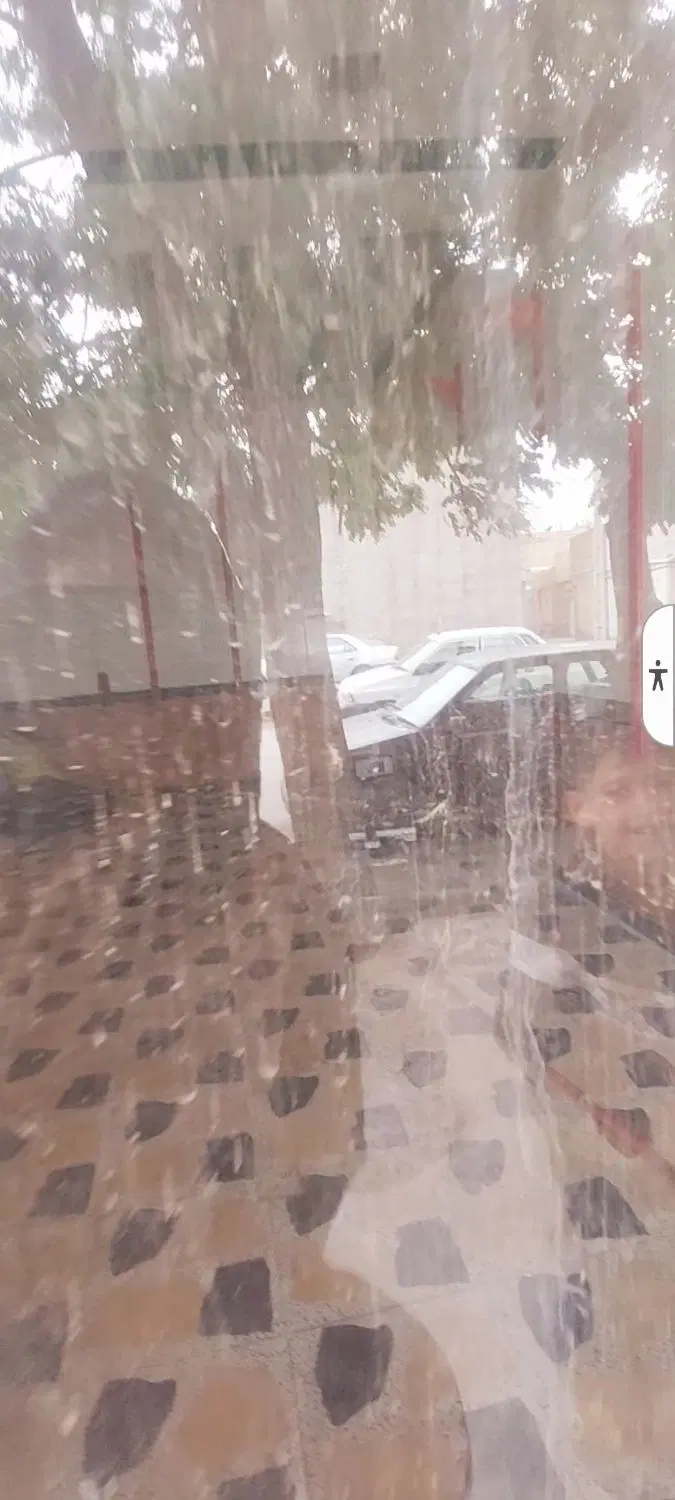 مغازه و خانه و انباری