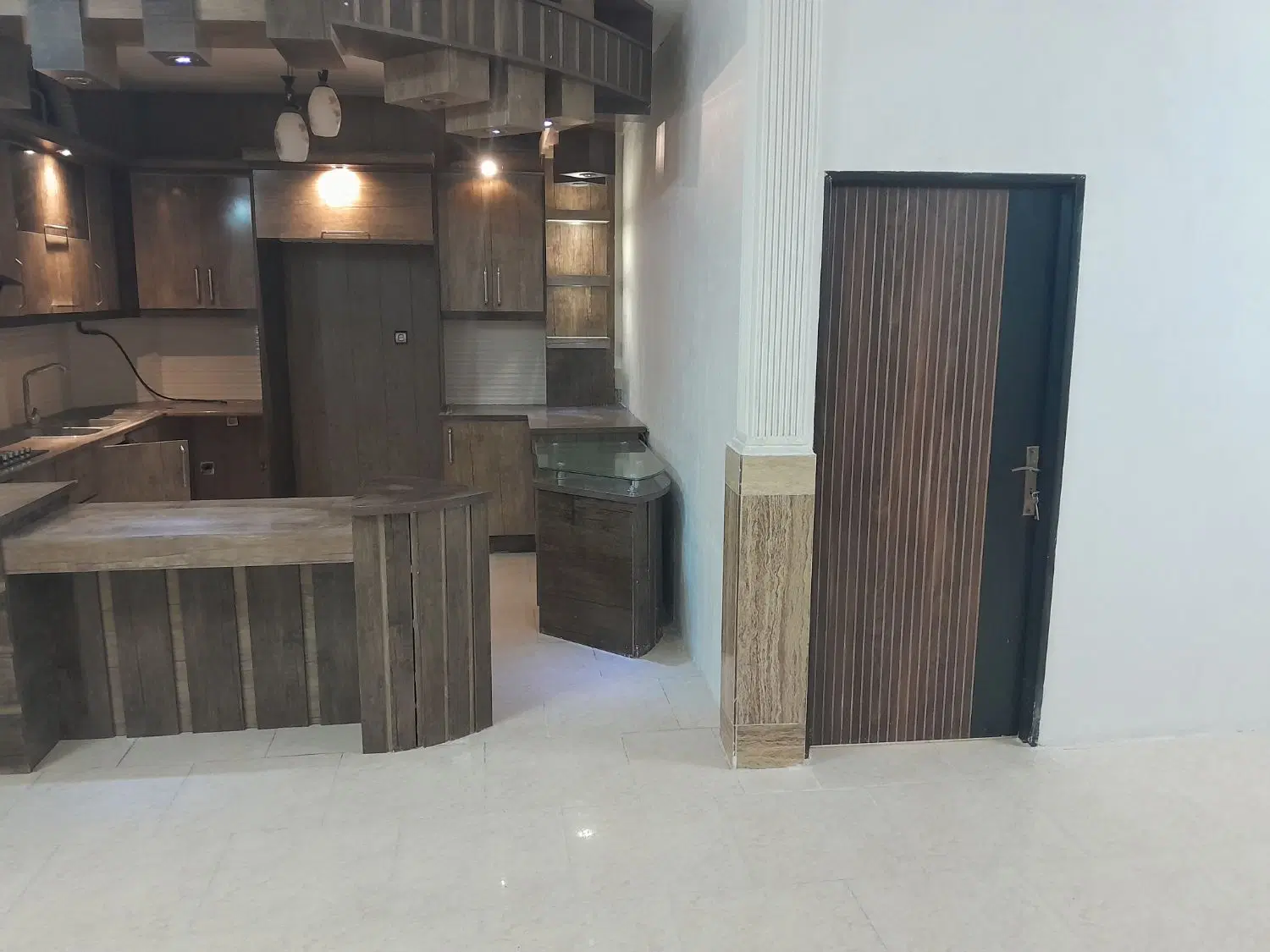 آپارتمان فروشی ۸۰ متر شیرودی