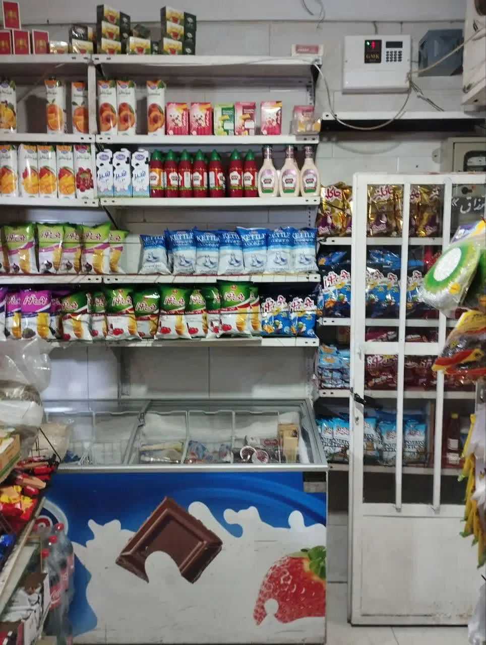 فروش مغازه ۱۶ متری