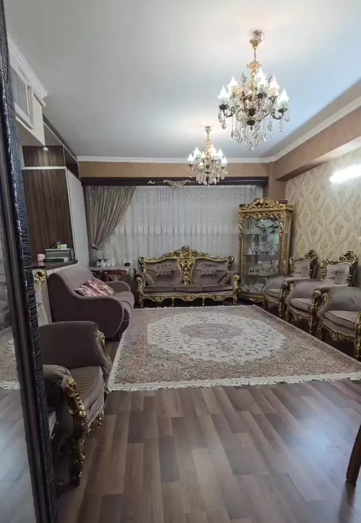آپارتمان کریستال