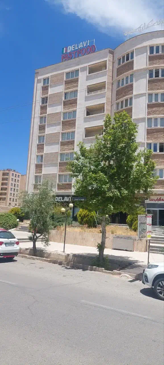 فروش آپارتمان مسکونی دو خواب در شهر صدرا