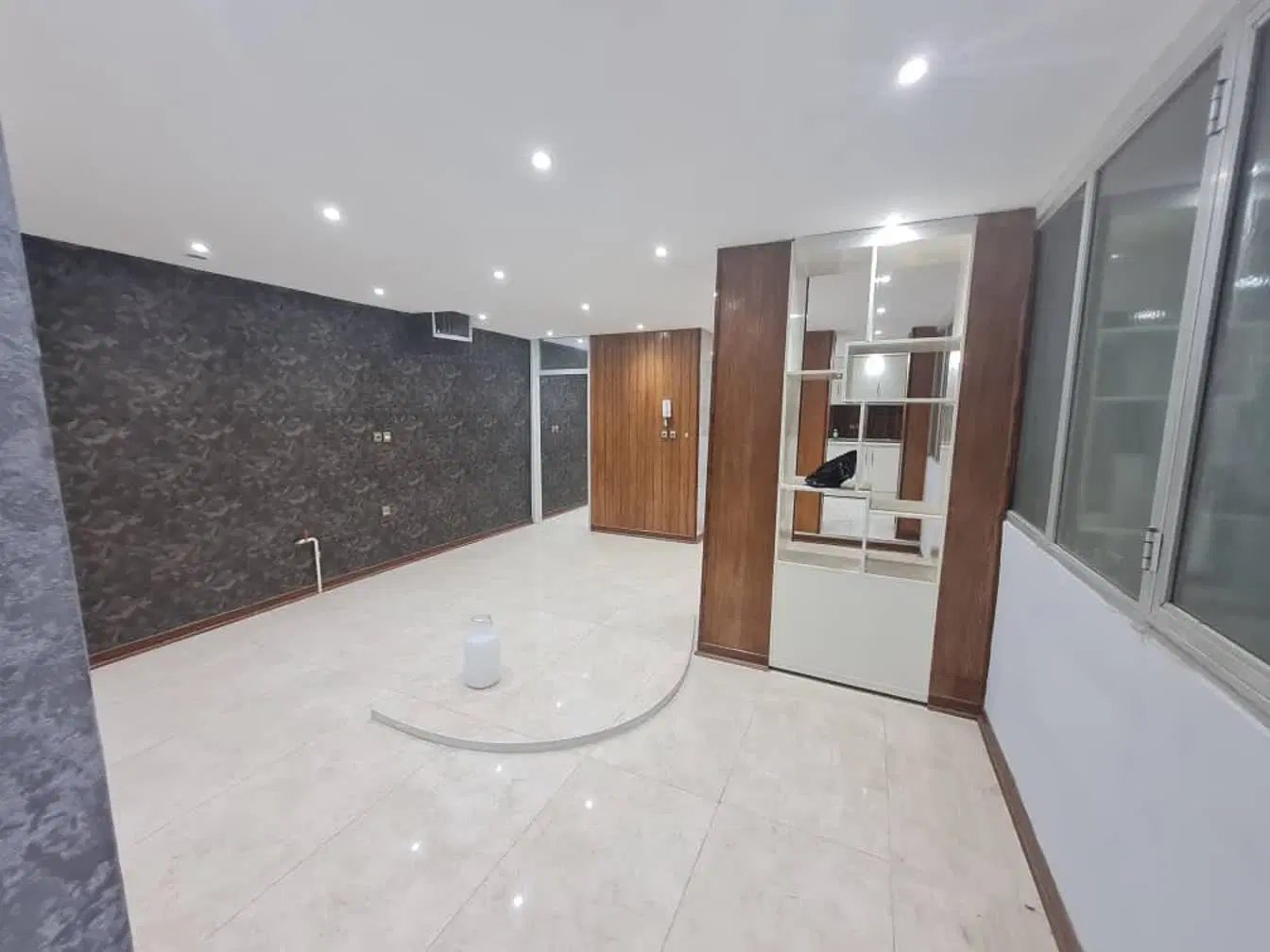 فروش دفتر کار خیابان نشاط