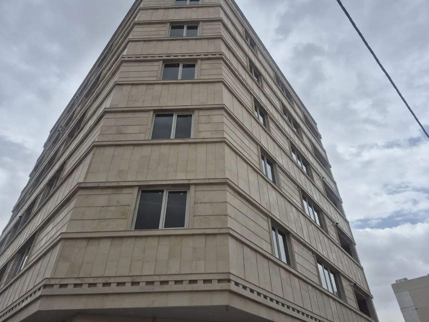 مشارکت در ساخت و اجرای ساختمان