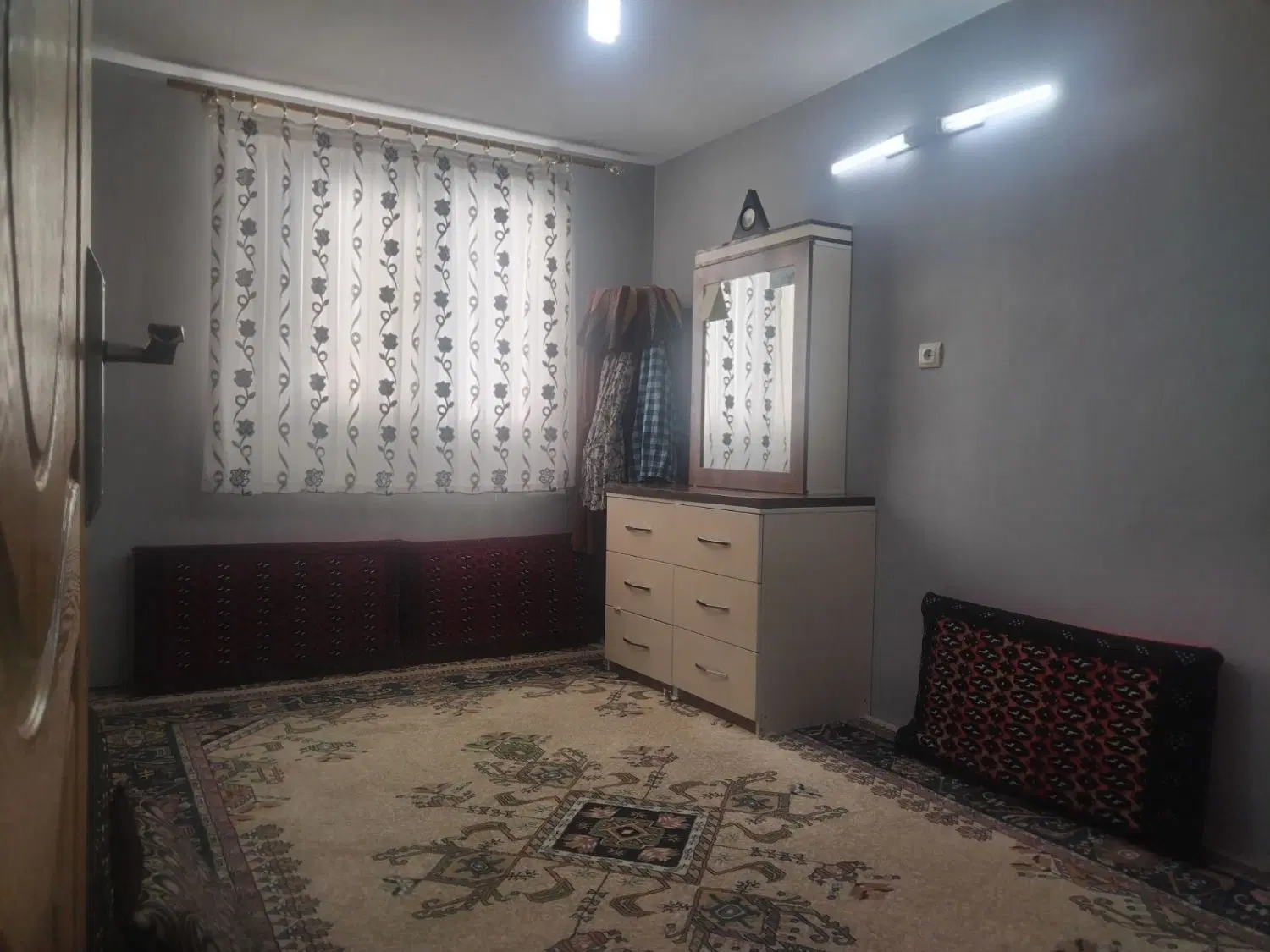 یک منزل مسکونی درروستای ایزی