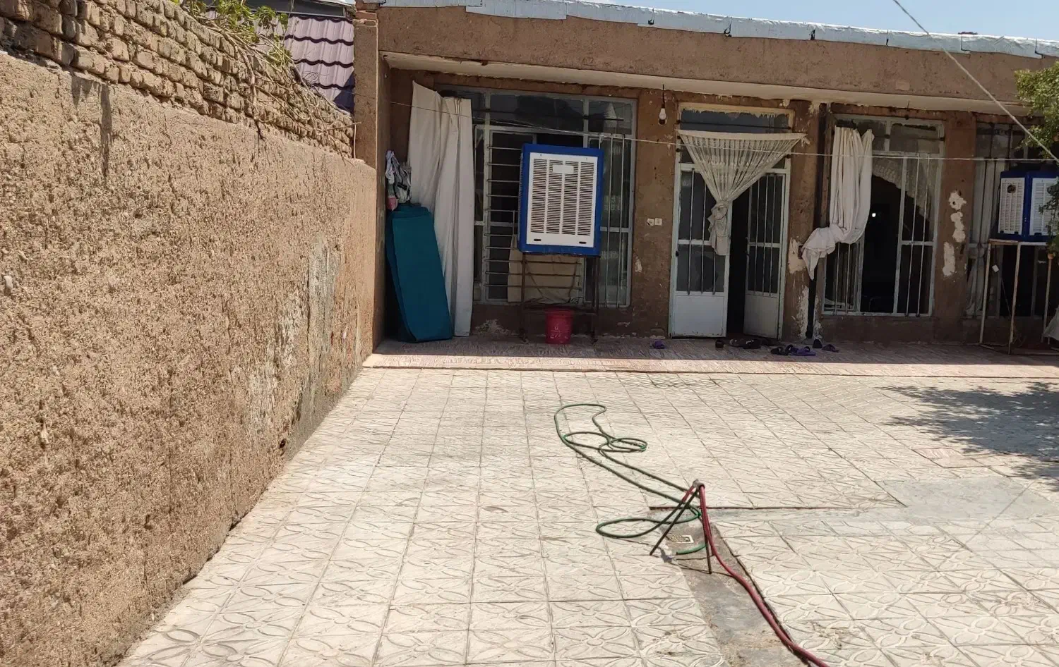 منزل ویلایی فروشی 300 متر