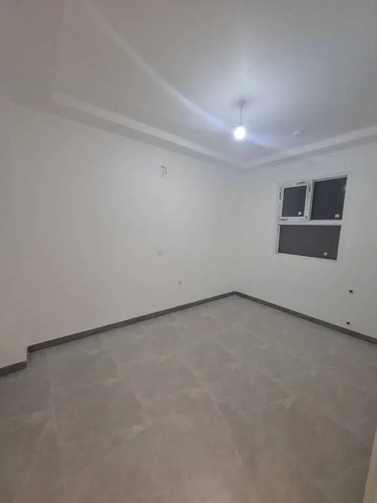 فروش آپارتمان۱۲۸مترشهرک کوهسار۷۵۰ میلیون  وام دار