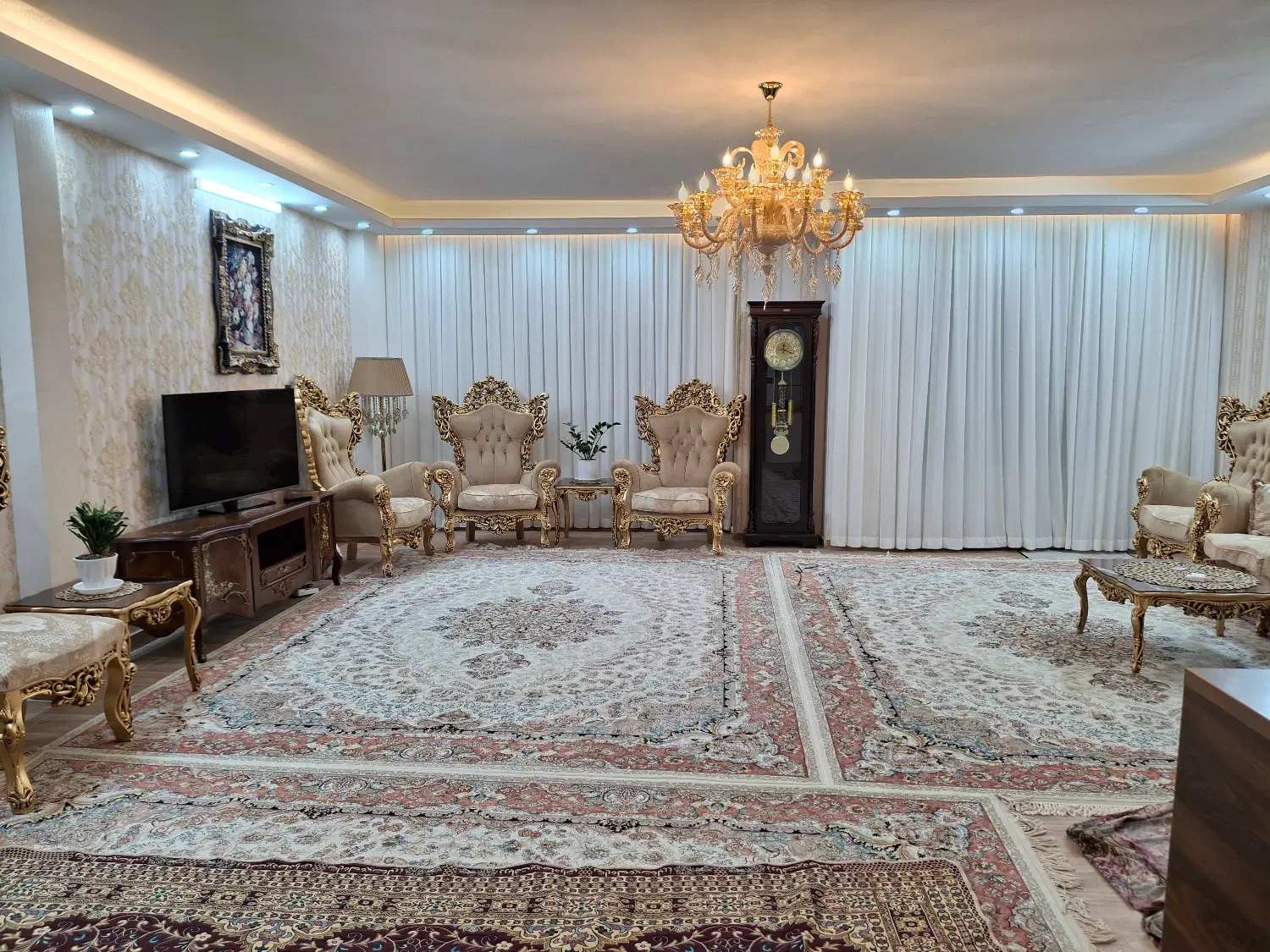فروش ملک ۱۱۸ متری خیابان پژوهش ۸