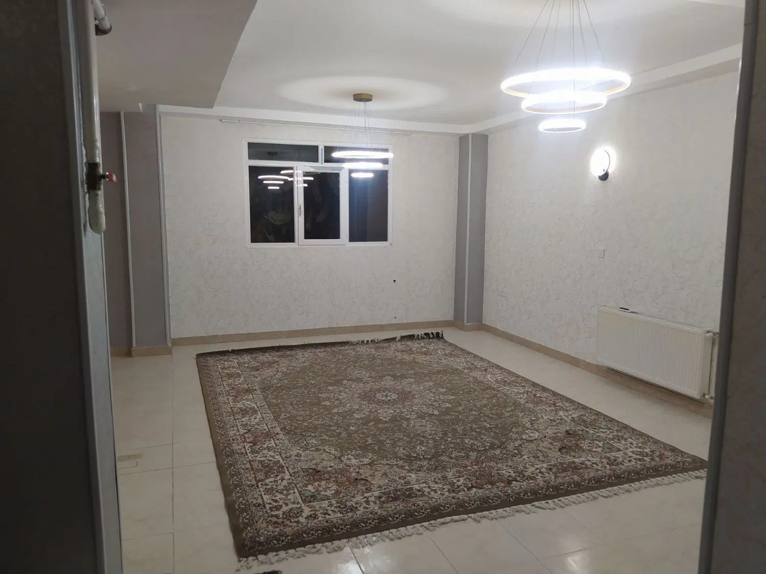 آپارتمان 105متری مجتمع ایثار گلها الهیه