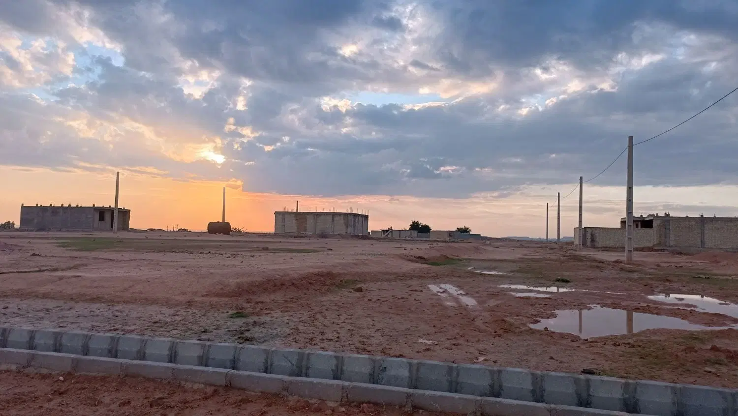 زمین مسکونی 200متر تعاونی ایثار