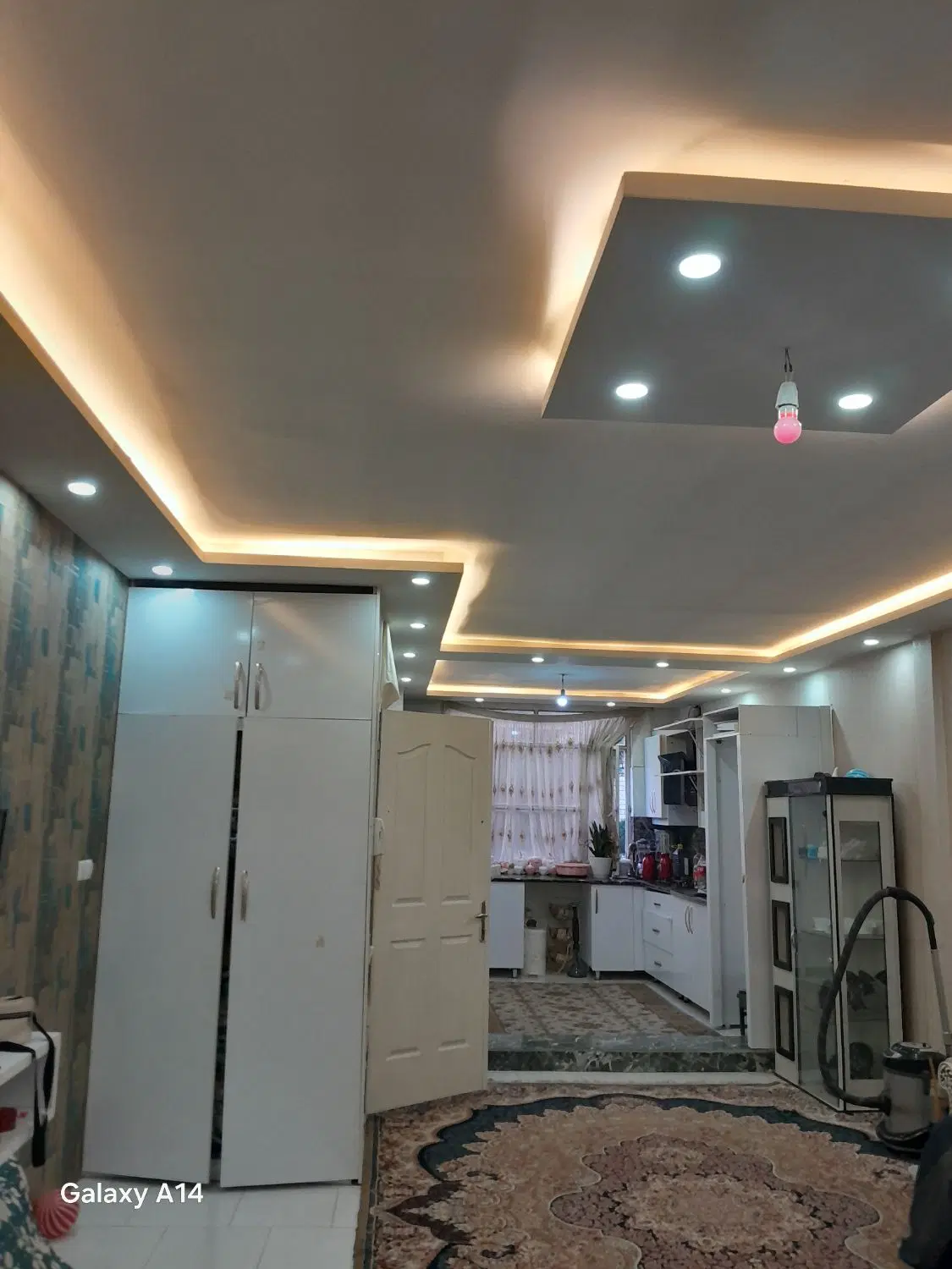 اپارتمان طبقه 3 روی هم کف