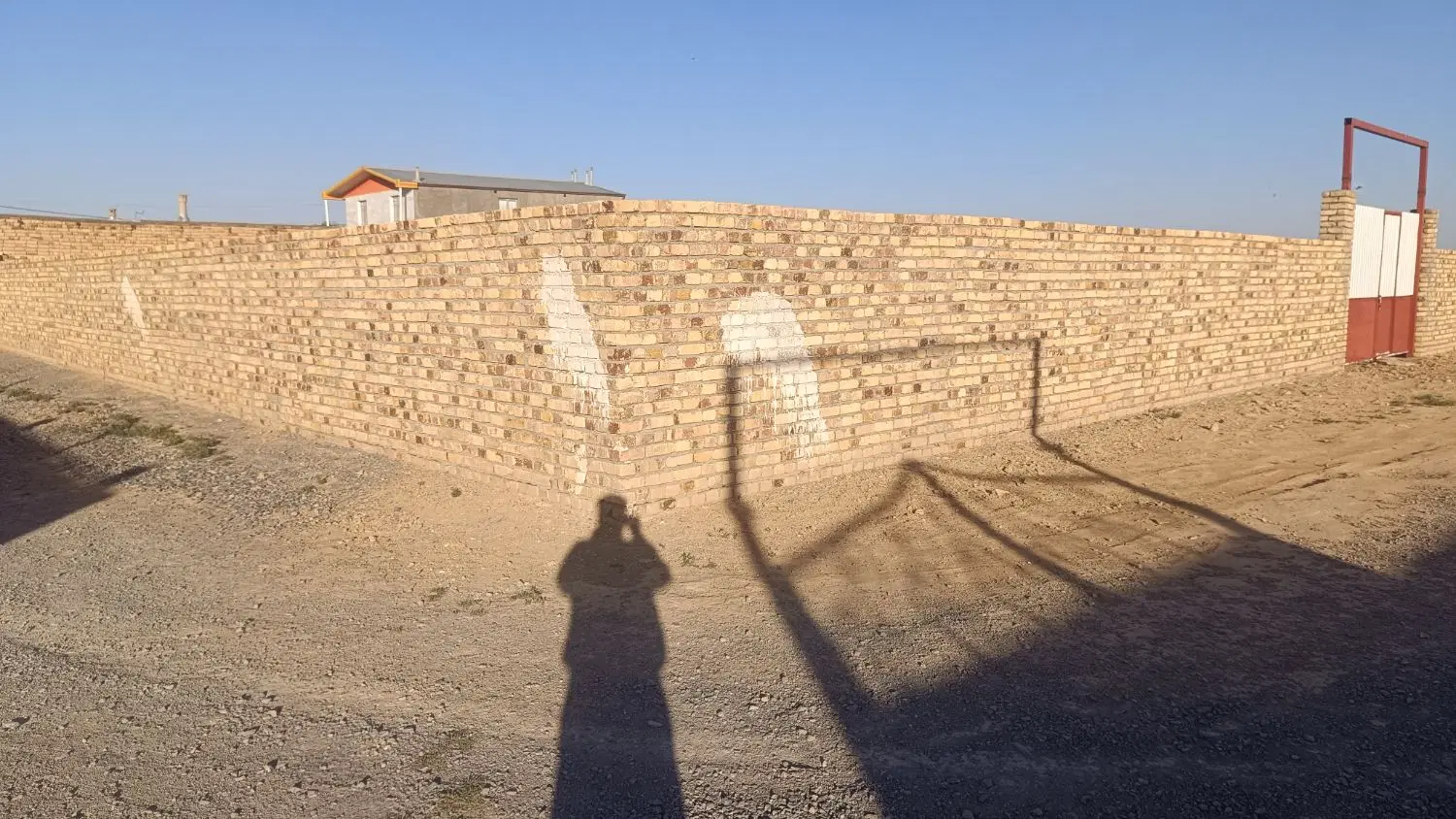 زمین داخل طرح هادی روستای مسن اباد
