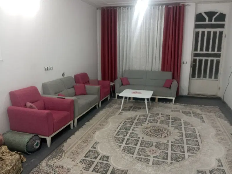 اجاره خانه ۲ دوخواب طبقه دوم