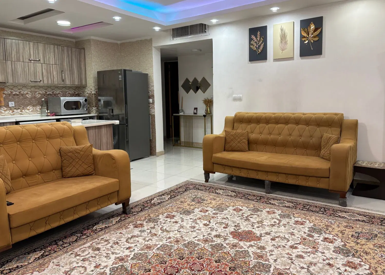اجاره آپارتمان ۳ خوابه تک واحدی سیاحتگر