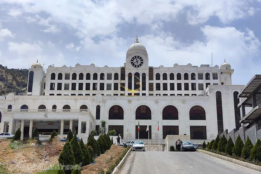 فروش مغازه صدرا بر خیابان اصلی