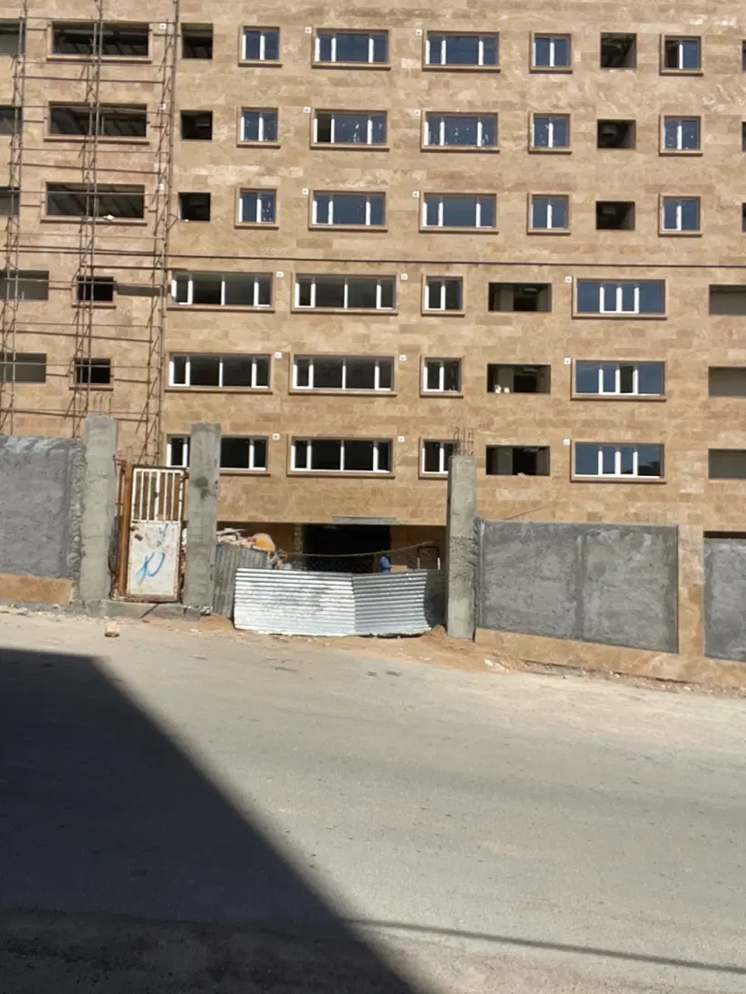 فروش اپارتمان سه خواب صدرا فاز یک