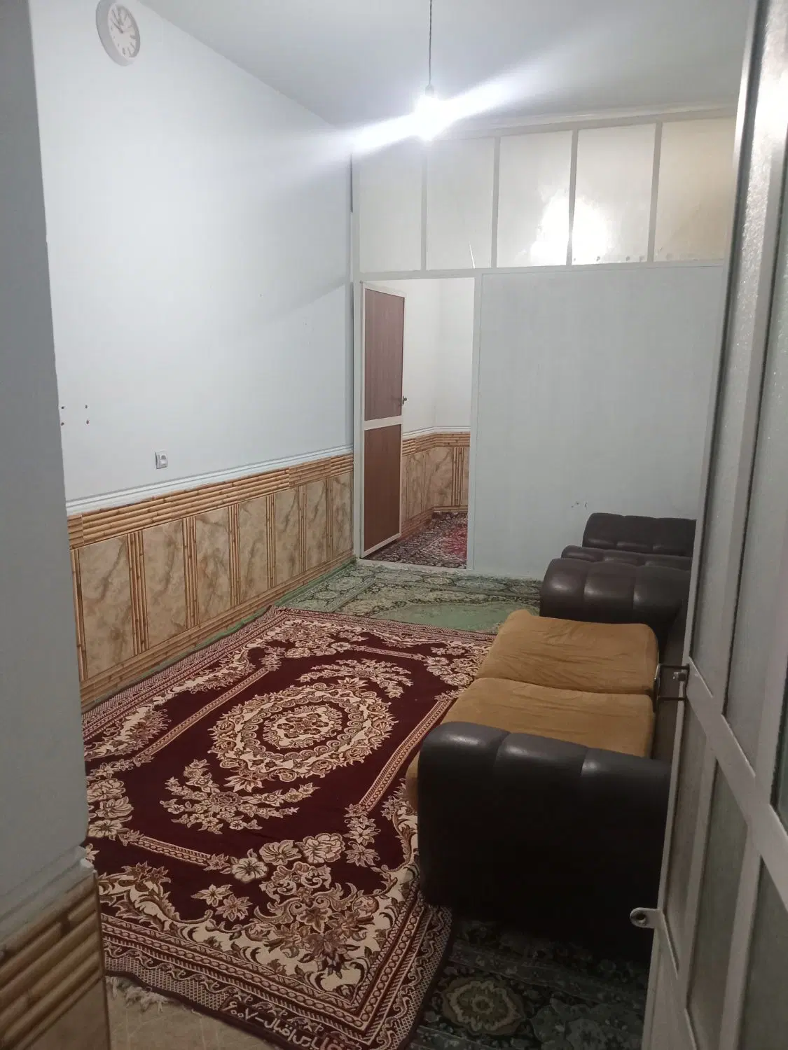 سویت کوچیک ۴۰ متری مبله ساعتی و روزانه  دوساعت ۴۰۰