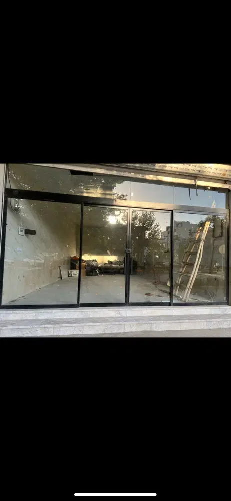 مغازه ۴۴متر با۵ متر دهنه