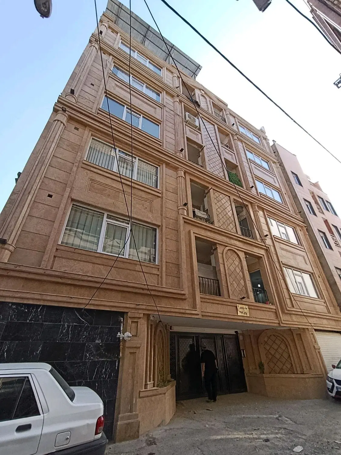 ۷۵متری روب نماپارکینگ انباری اسانسورنوسازفقط ۴۱۰۰