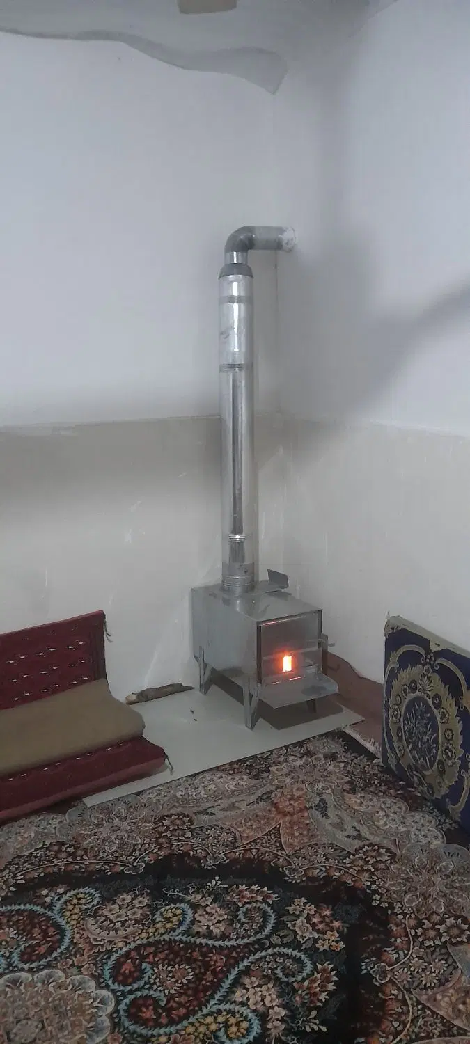 خانه باغ تانکر ۲۰۰۰لیتری با لوله کشی