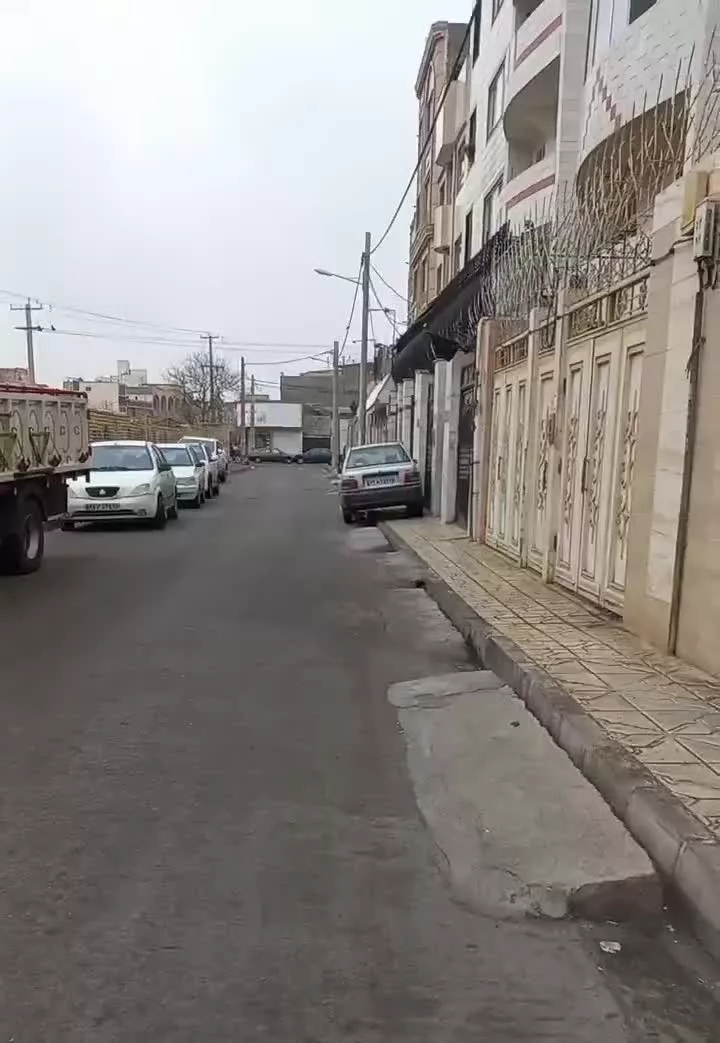 فروش واحدهمکف مصلی ۲۸