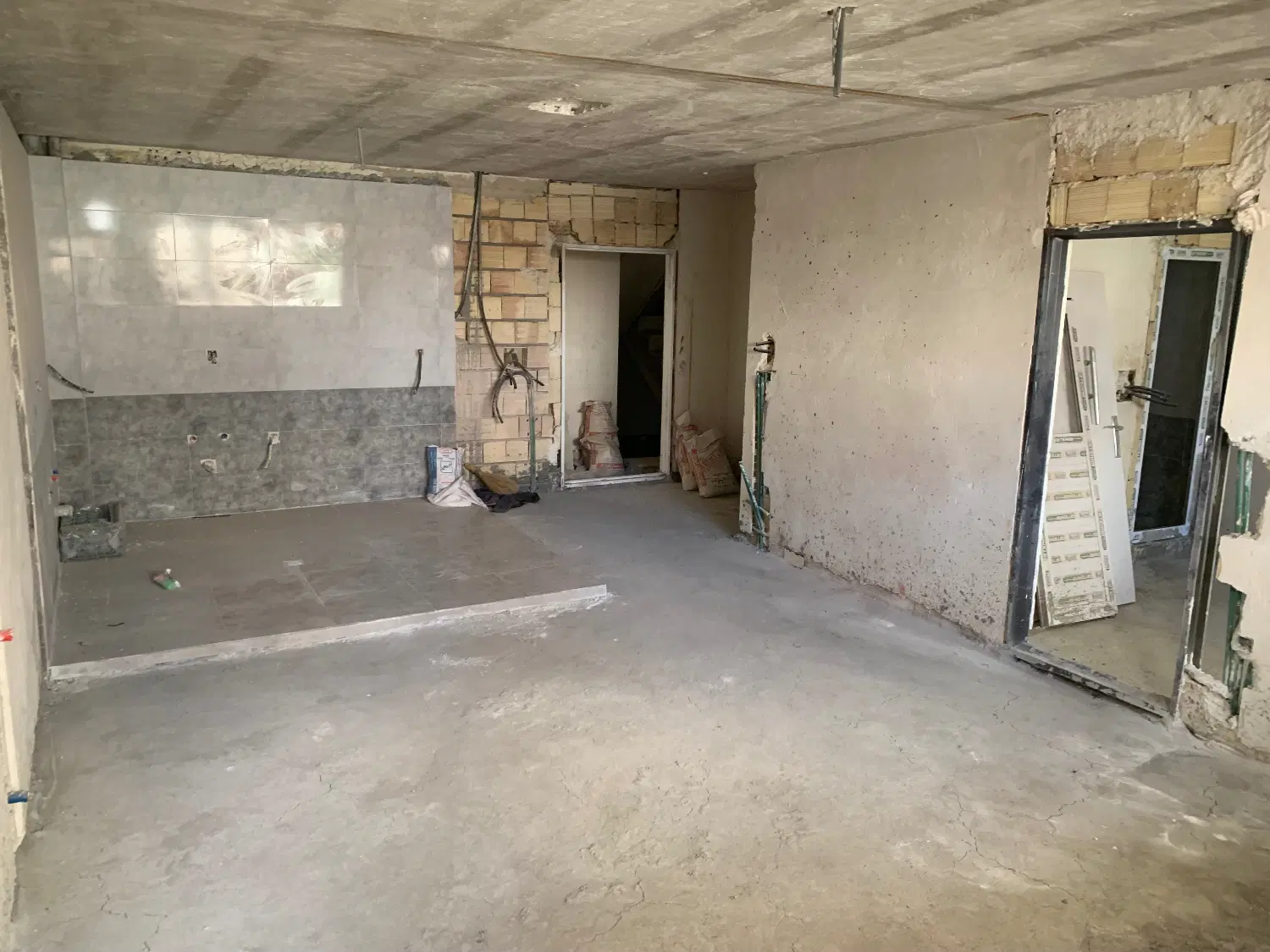 آپارتمان ۷۰متری پارکینگ دار