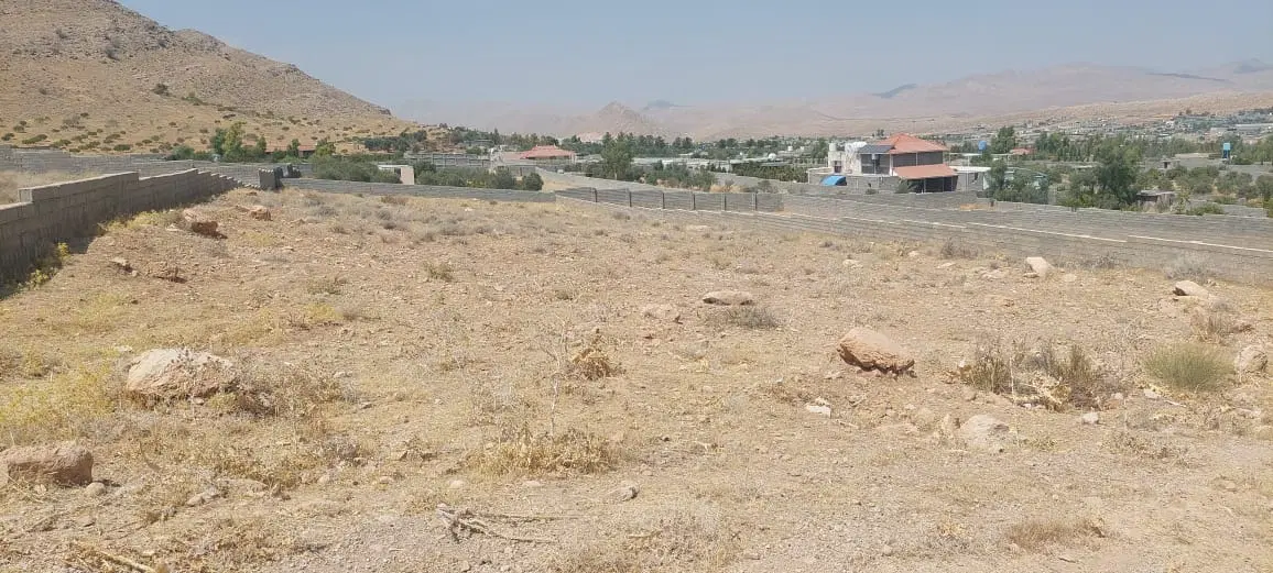 زمین درب و دیوار خالد آباد