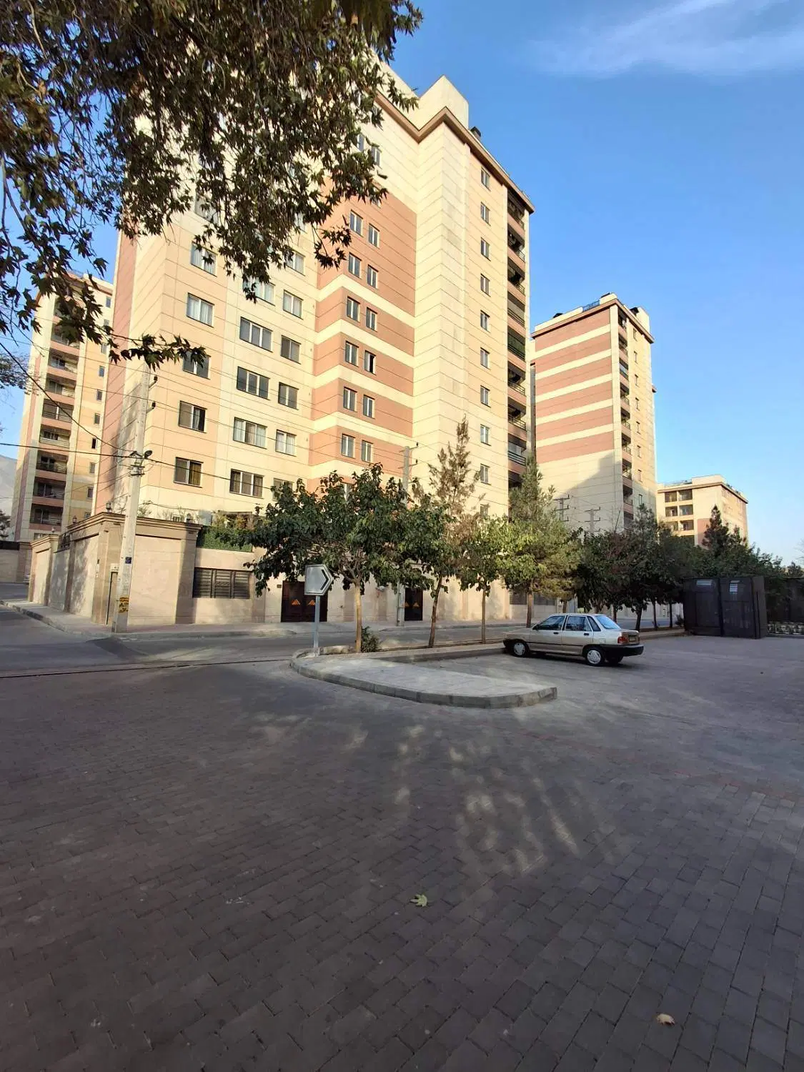 فروش آپارتمان 126 متری آسمان البرز بلوک M3