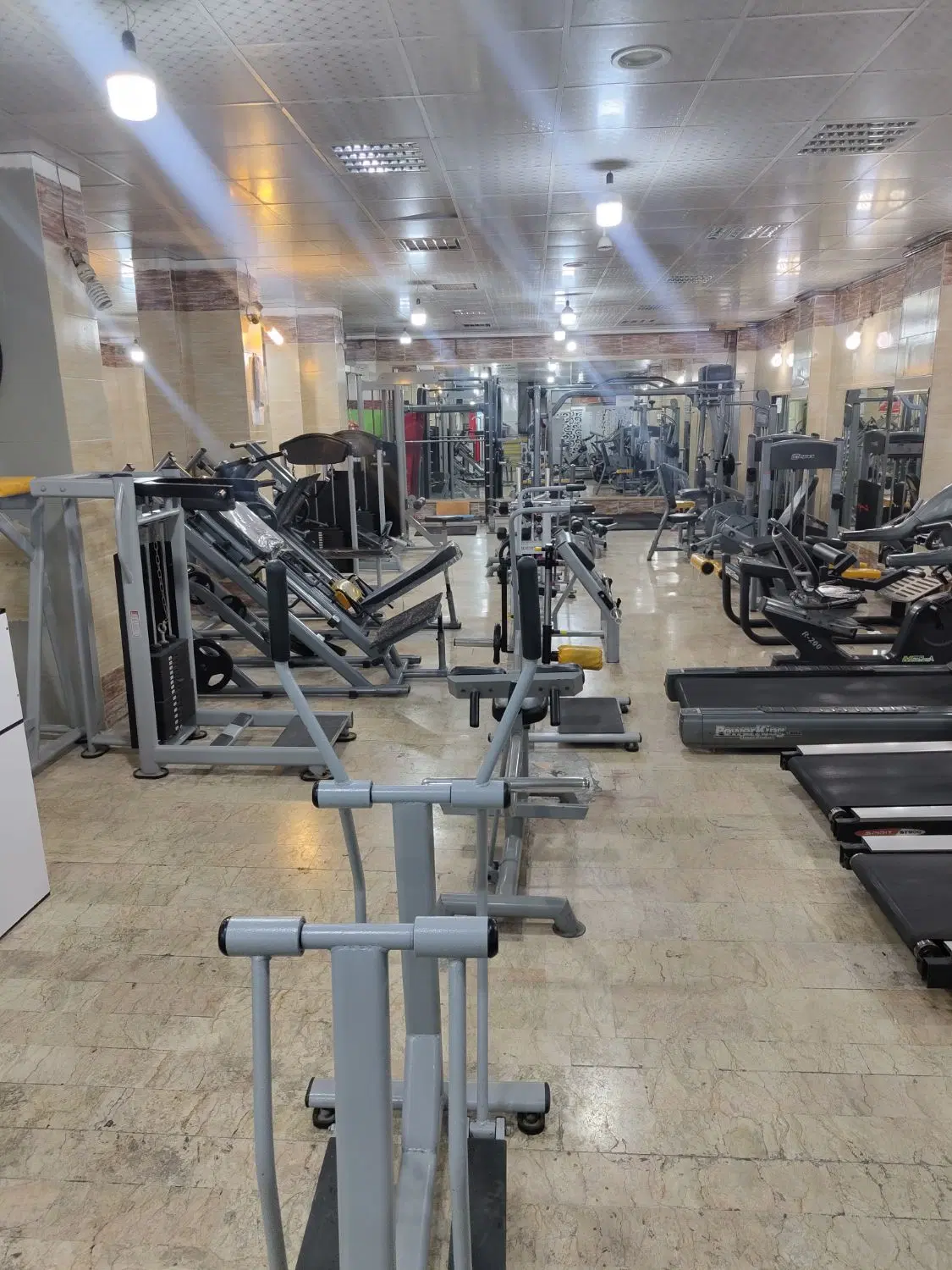 اجاره زیرزمین خیابان اصلی