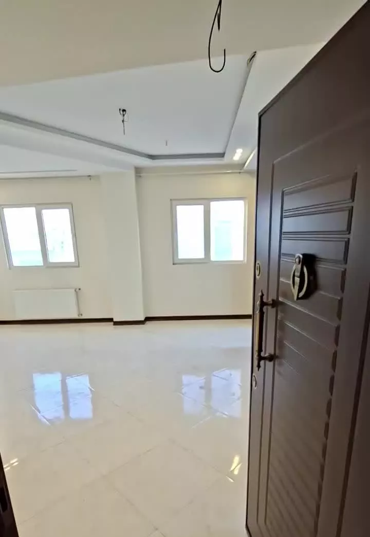 ۸۰ متری نوساز فول