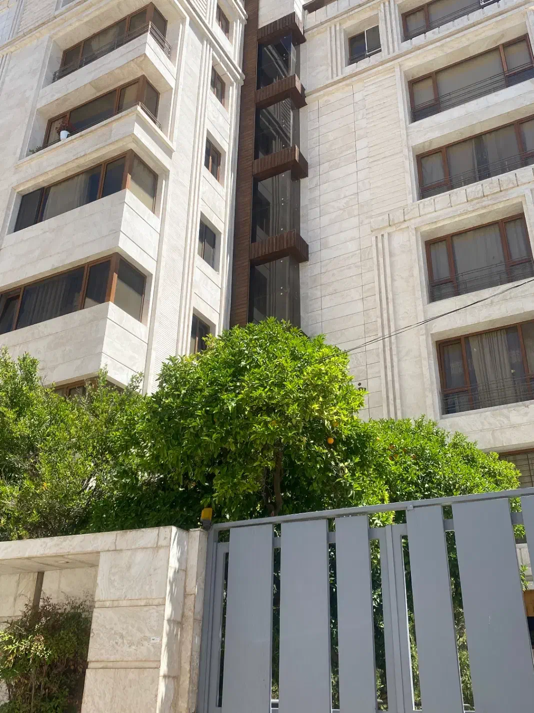 اپارتمان ۱۱۰ متری دو خواب _ خاکشناسی _ تکمیل