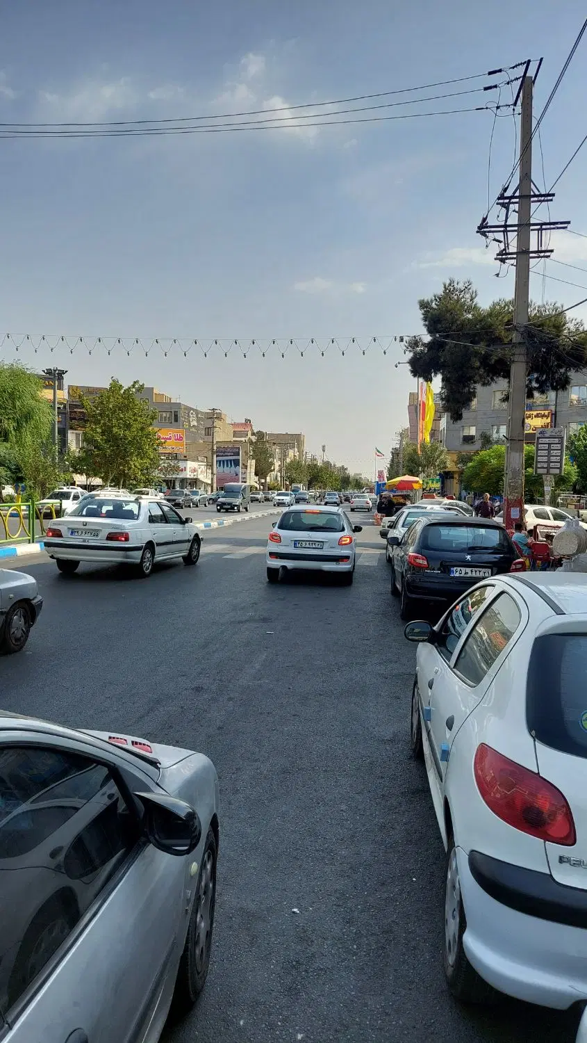 ۱۰۰ متر مغازه طالقانی شیک فقط کارهای تمیز