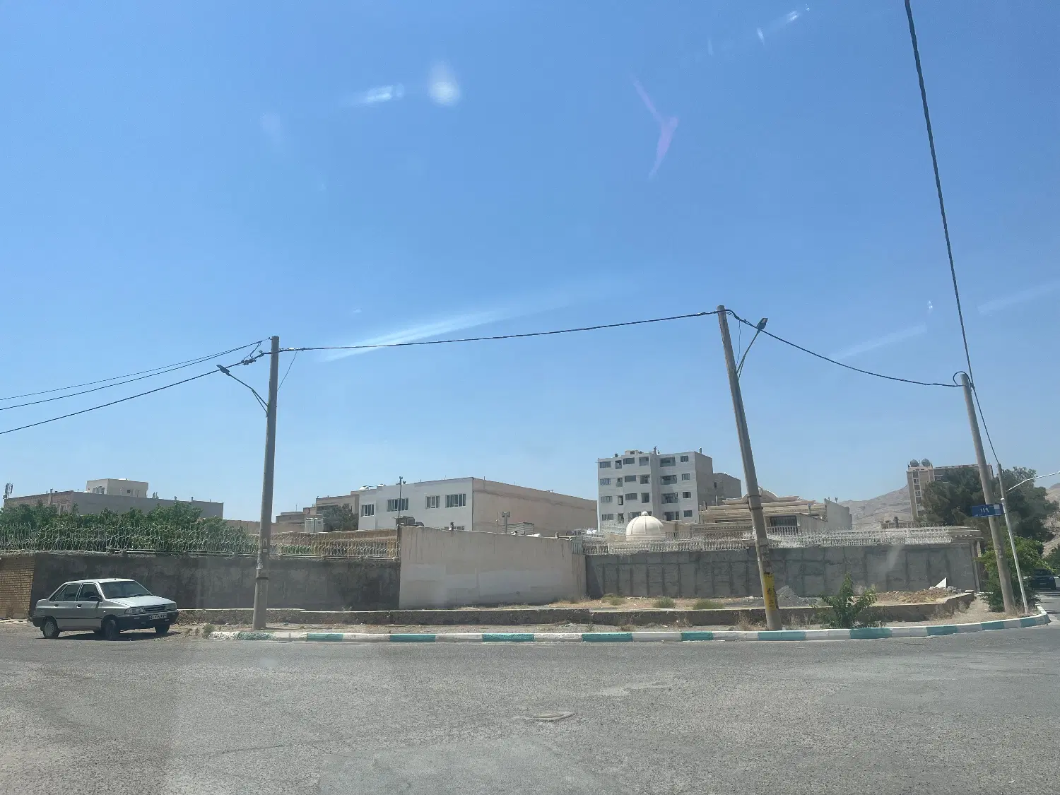 زمین ۱۰۰۰ متری بر خیابان اصلی دونبش ویلاشهر