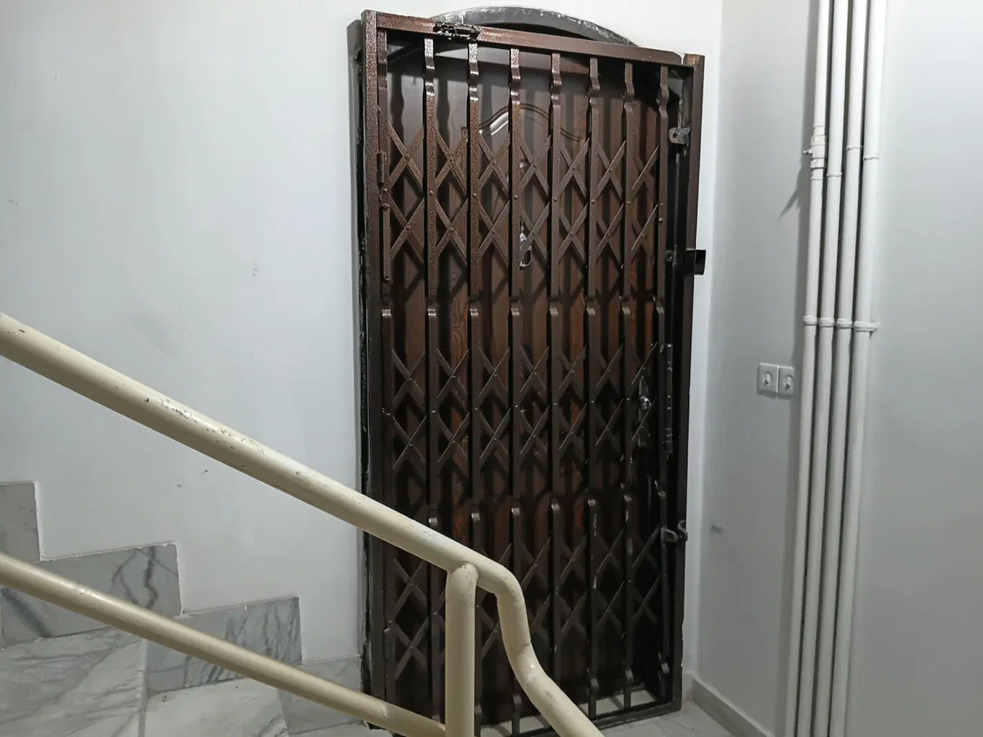 آپارتمان ۶۵ متری در بهترین موقعیت مکانی