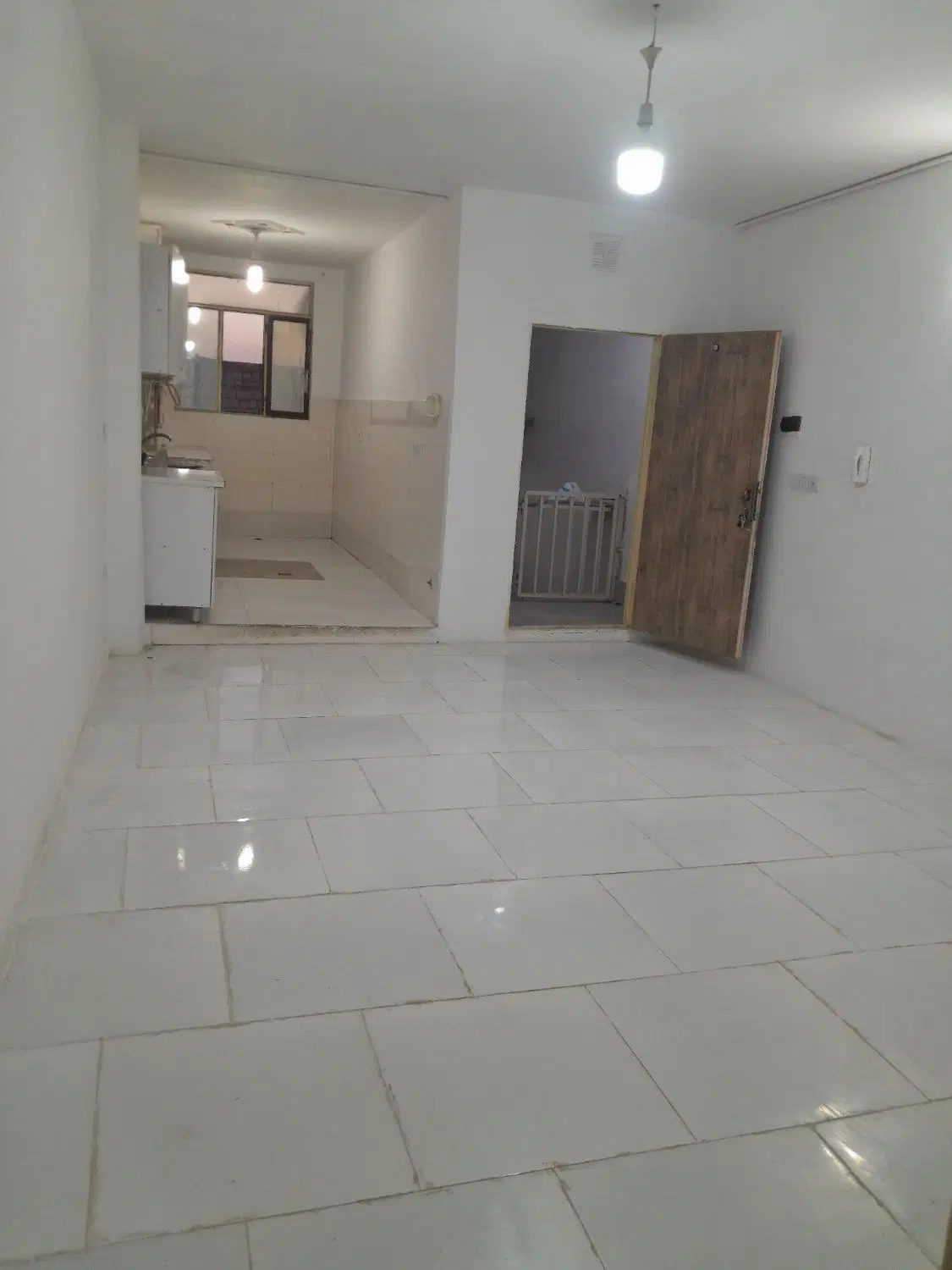 آپارتمان ۷۵متری۲خواب طبرسی شمالی۳۸