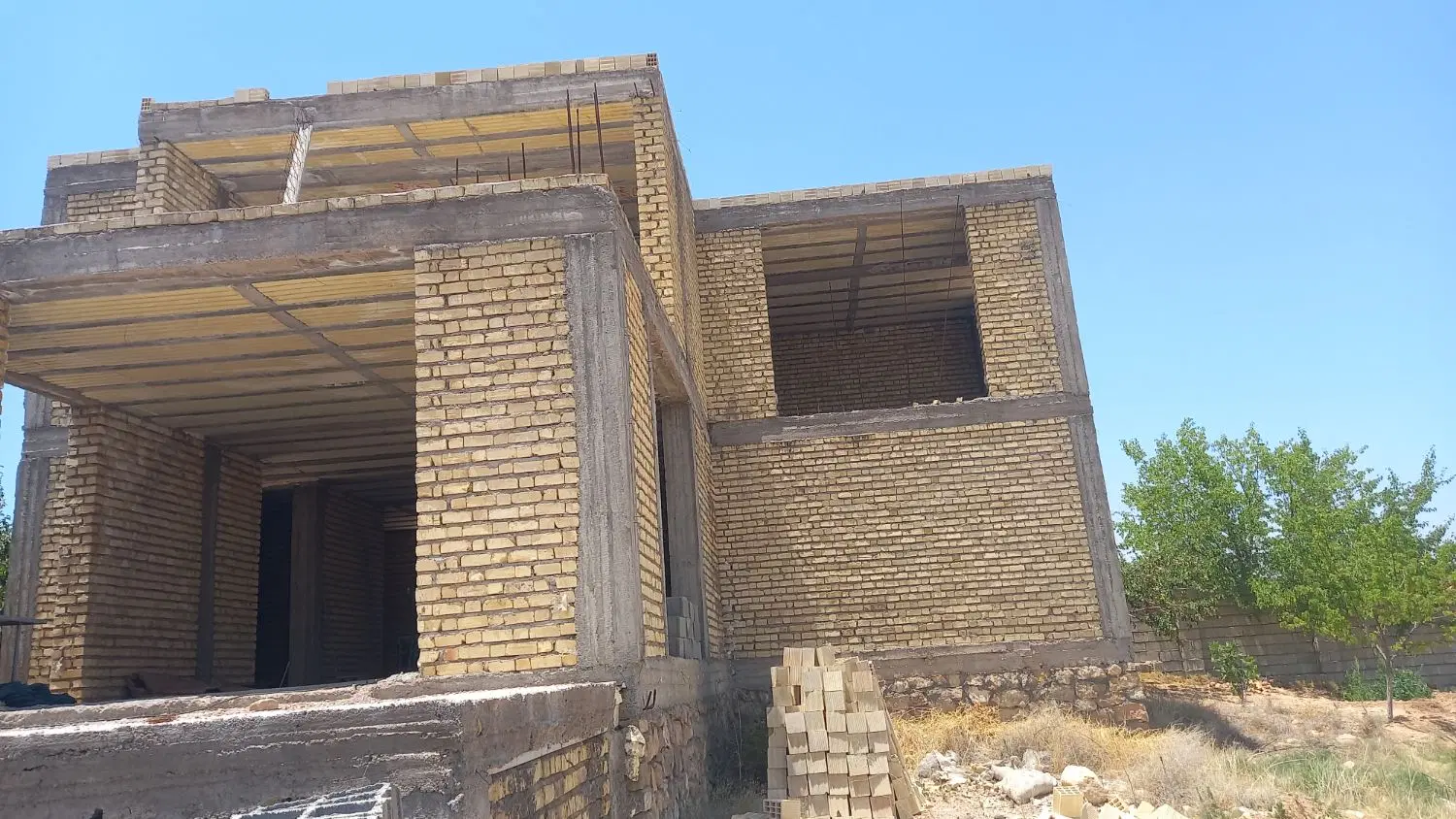فروش باغ شهری در کهمره سرخی