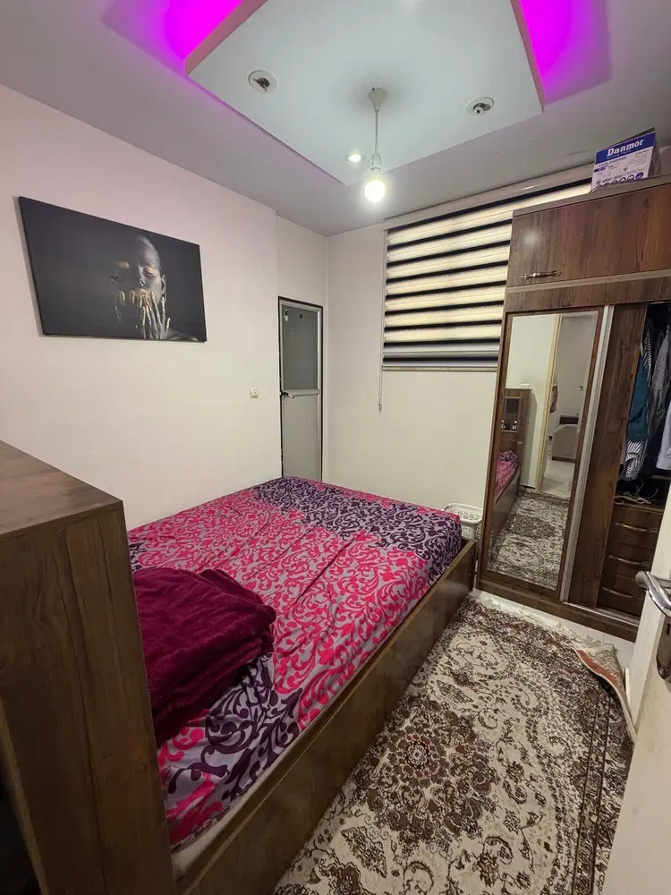 60 متر رو به نما سند تک برگ طلای 24 عیار