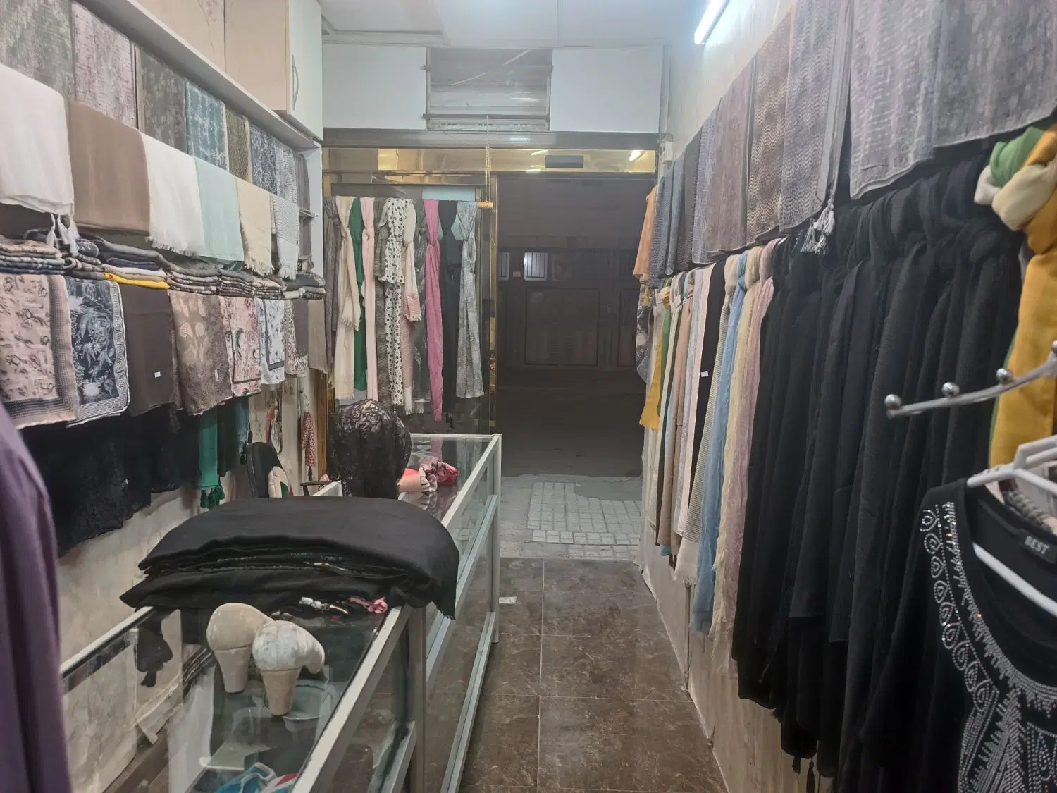واگذاری مغازه شال و روسری